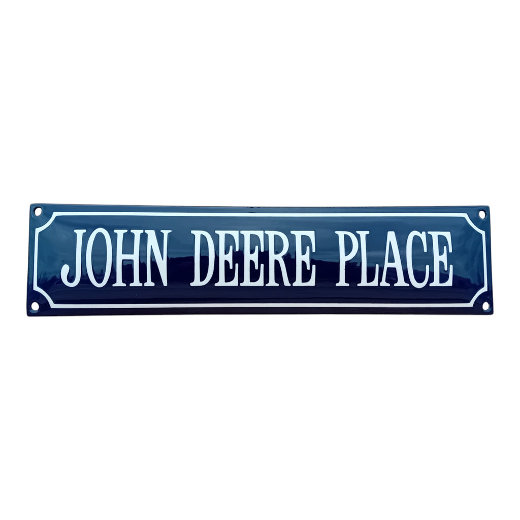 John Deere place Blue