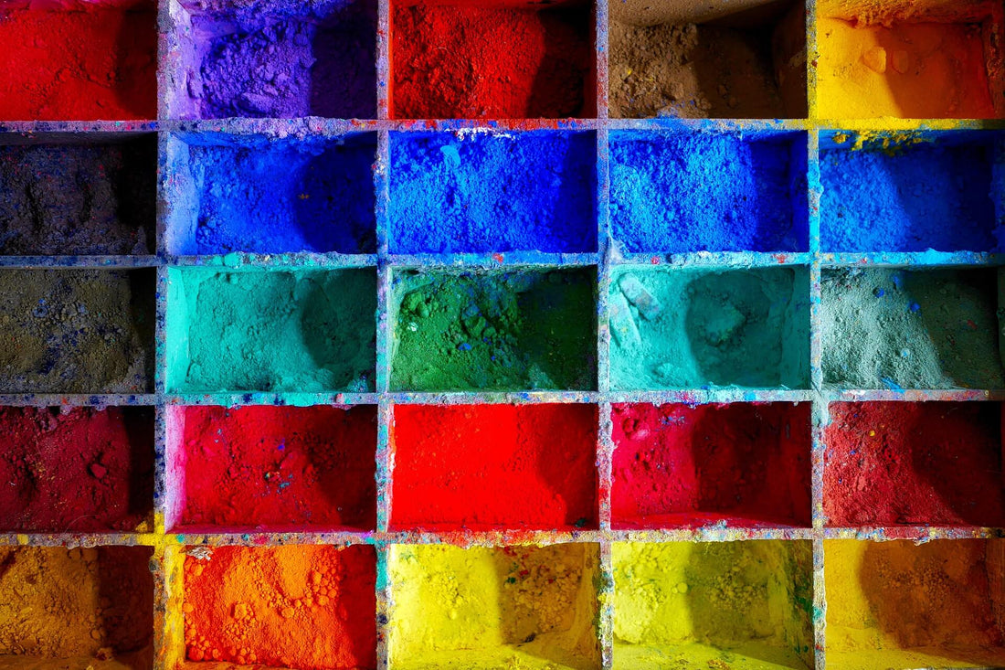 Wie entstehen die leuchtenden Farben bei Emaille Schildern