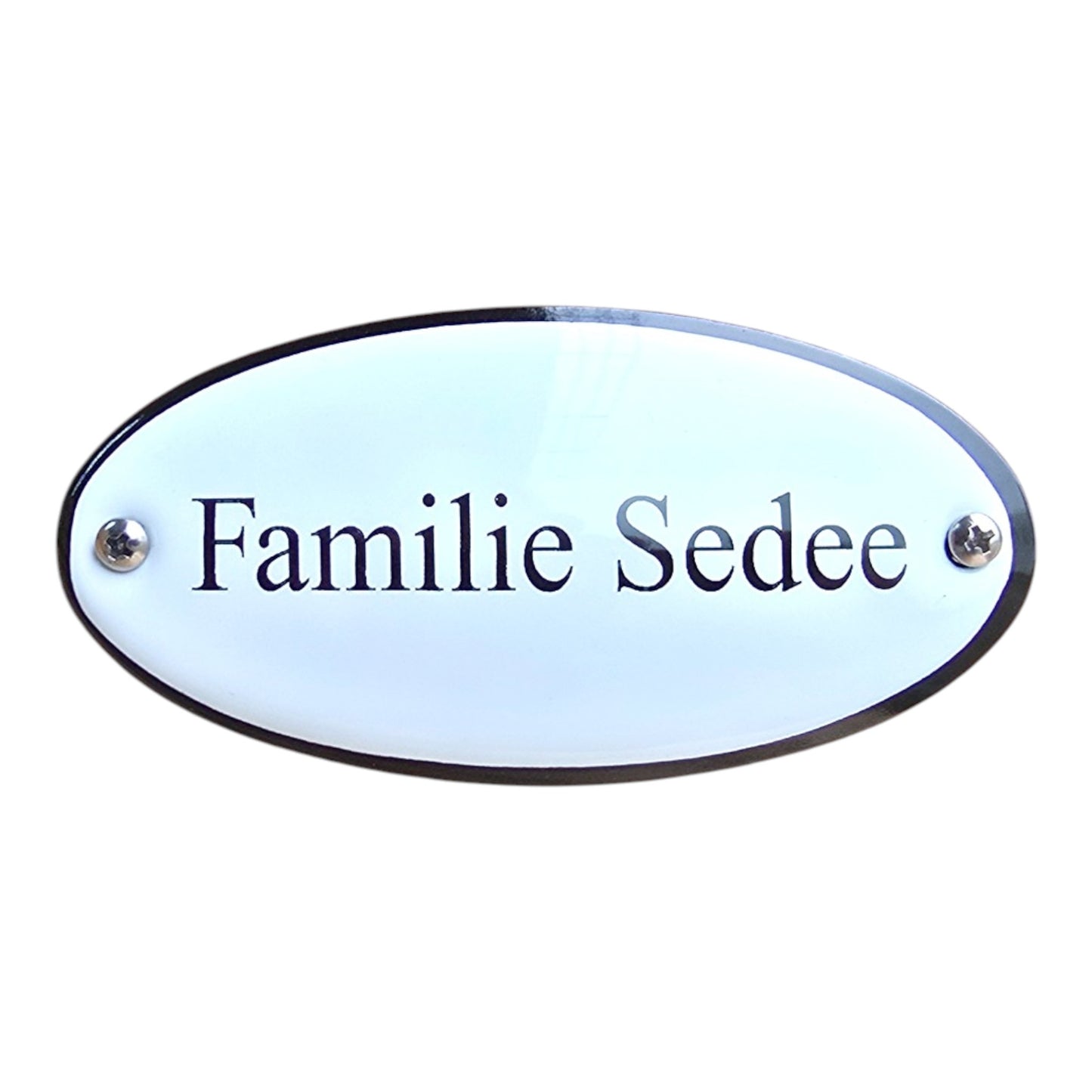 Curved nameplate with oval edge