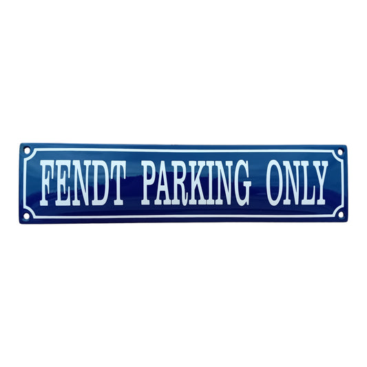Fendt parking only Emaille Schild Vintage – Retro Garage Werkstatt Deko